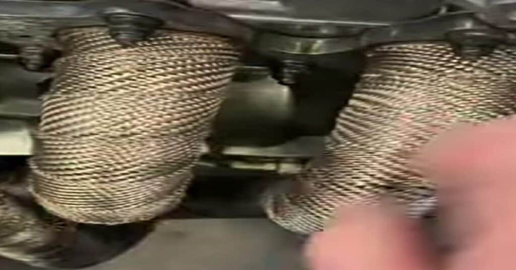 does exhaust wrap change color